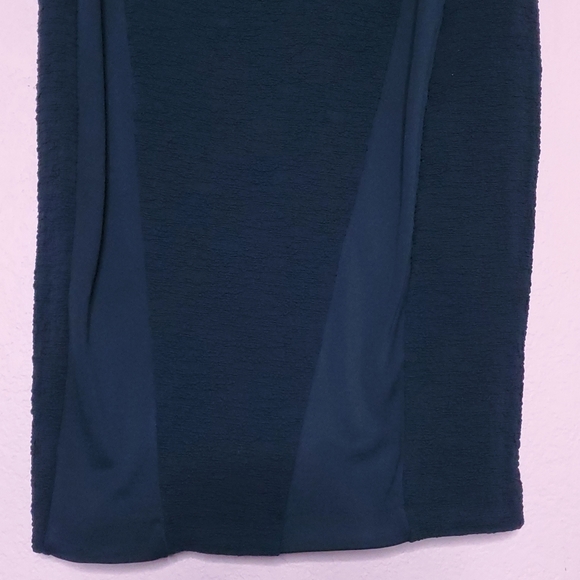 La Pina By David Helwani LaPina Cara Pencil Skirt in Black - Picture 6 of 12